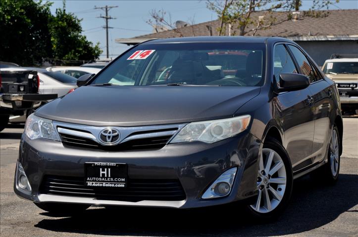 2014 Toyota Avalon Limited's photo