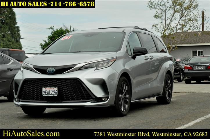 2021 Toyota Sienna XSE