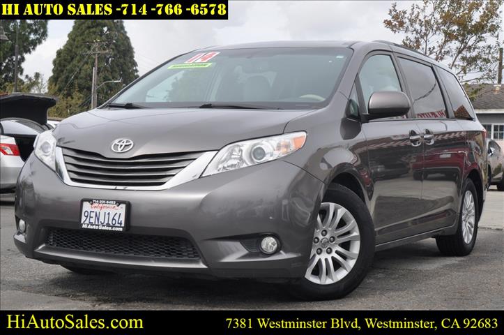 2014 Toyota Sienna XLE