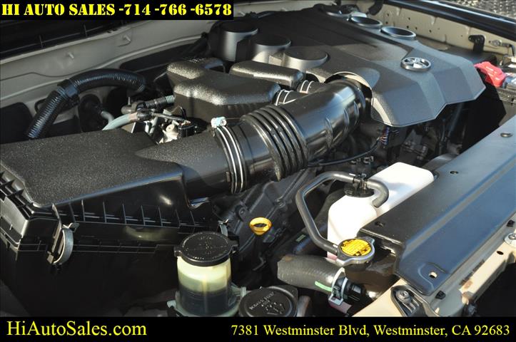 2008 Toyota FJ Cruiser Base - Photo 27