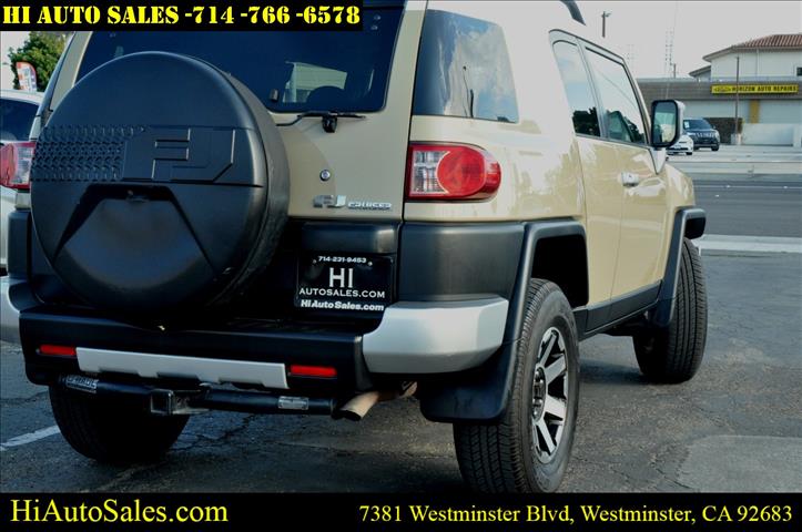 2008 Toyota FJ Cruiser Base - Photo 8