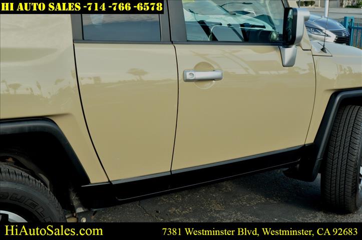 2008 Toyota FJ Cruiser Base - Photo 9