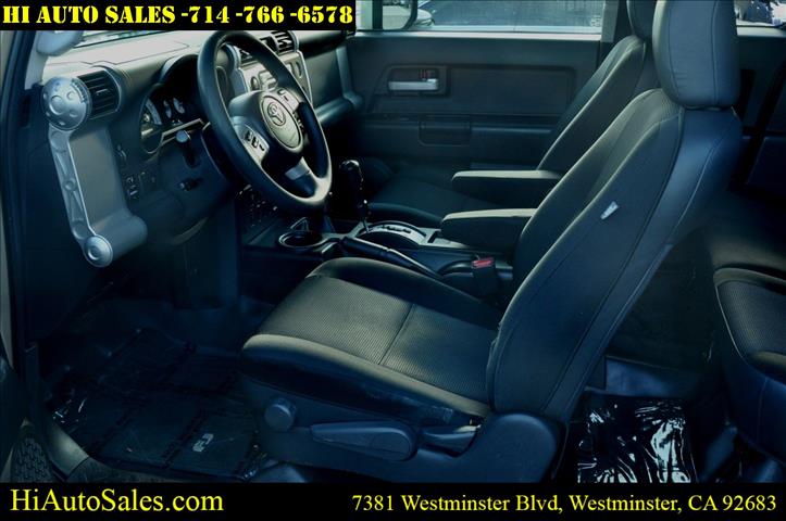 2008 Toyota FJ Cruiser Base - Photo 12